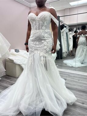 Milla Nova Ivory Wedding Dress